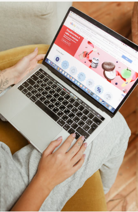 Person browsing an ecommerce website on laptop representing online shopping in Pakistan