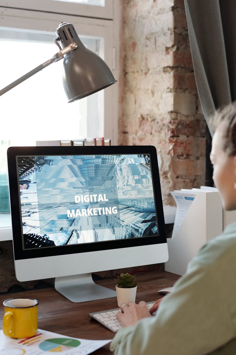 social media marketing career guide for beginners