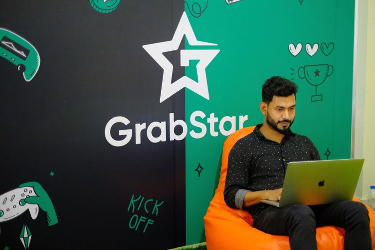How to Earn on Fiverr for Beginners in Pakistan